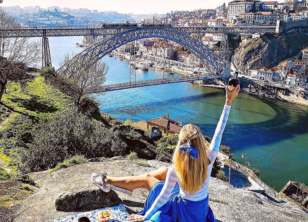 In this place in Porto take the best photos