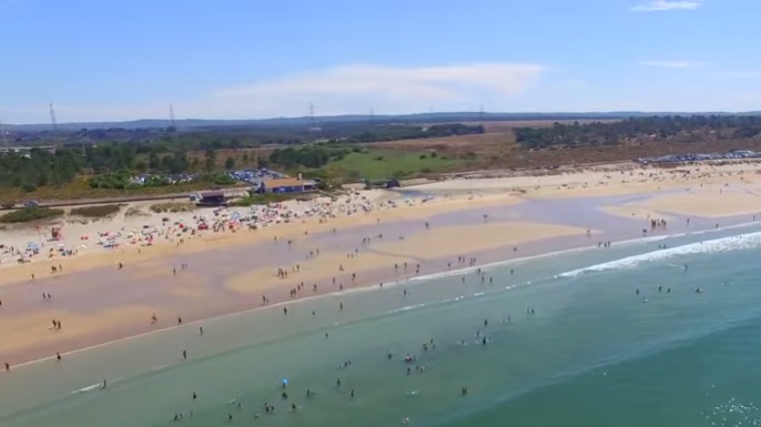 This is the hottest beach in Europe (Water at 30ºC and is in Alentejo)
