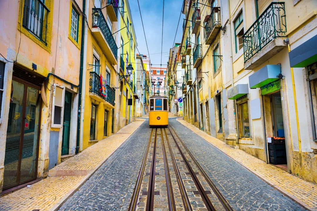 The 3 most beautiful funicular lifts in Lisbon Glória Bica and Lavra