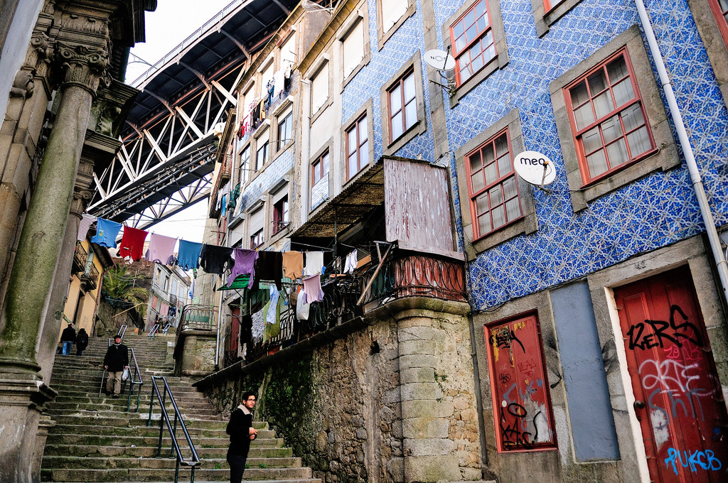Visit there are 496 steps from Ribeira to Codeçal, Porto Portugal