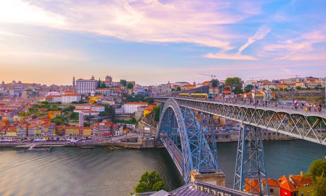 When to go to Portugal?